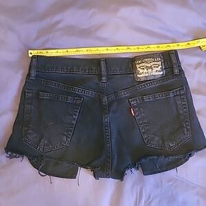 Levi's Cutoff Booty shorts